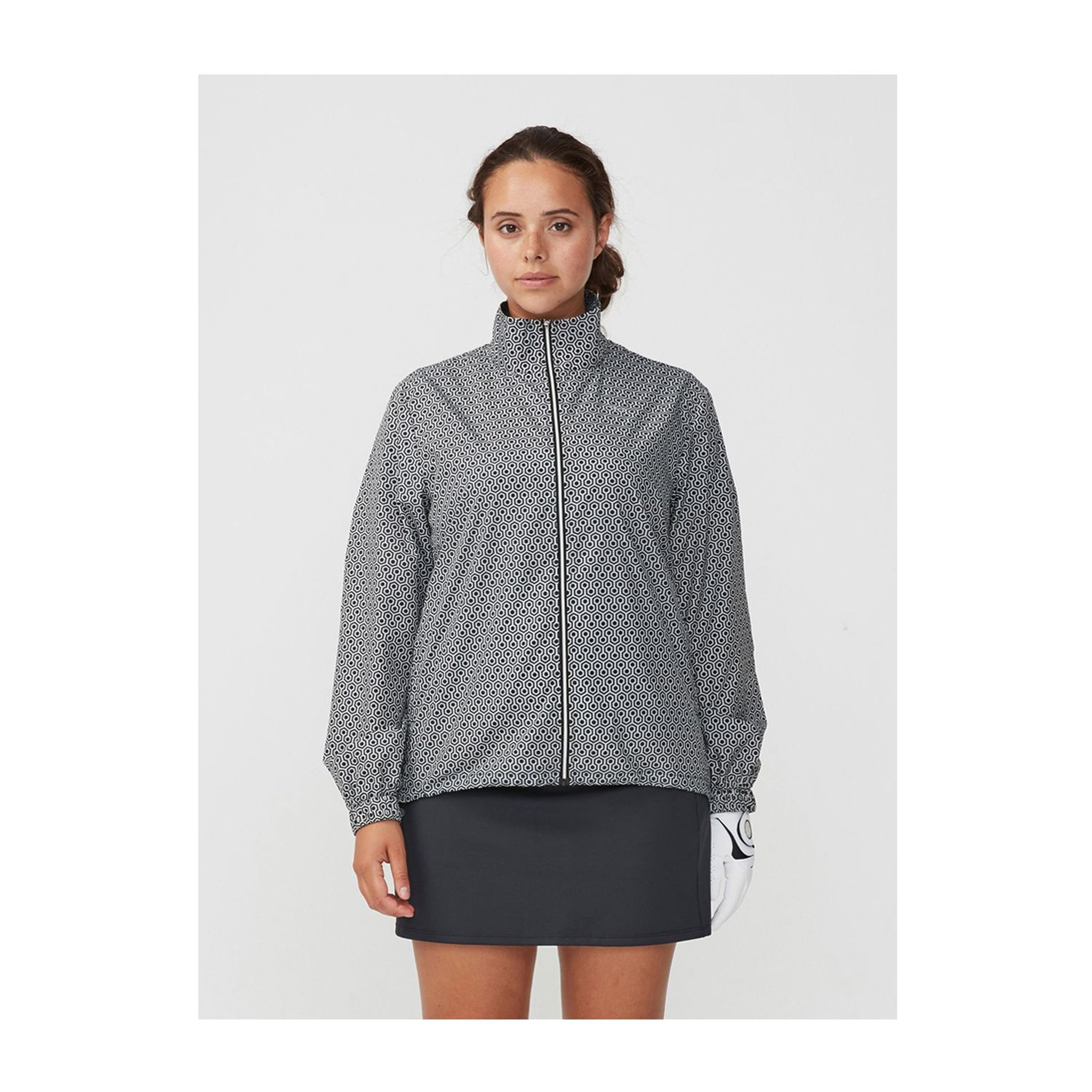 Röhnisch Pocket Wind Jacket Geo Comb Black Damen